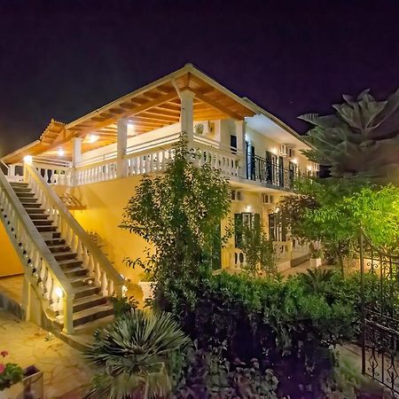 圣乔治斯Kapetanios Luxury公寓式酒店 外观 照片